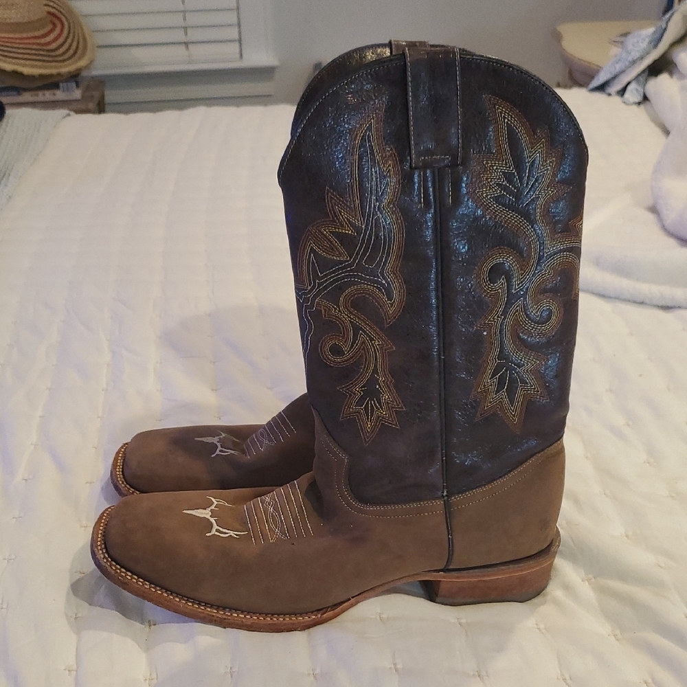 Cabela's Brown and Tan Men's Boots